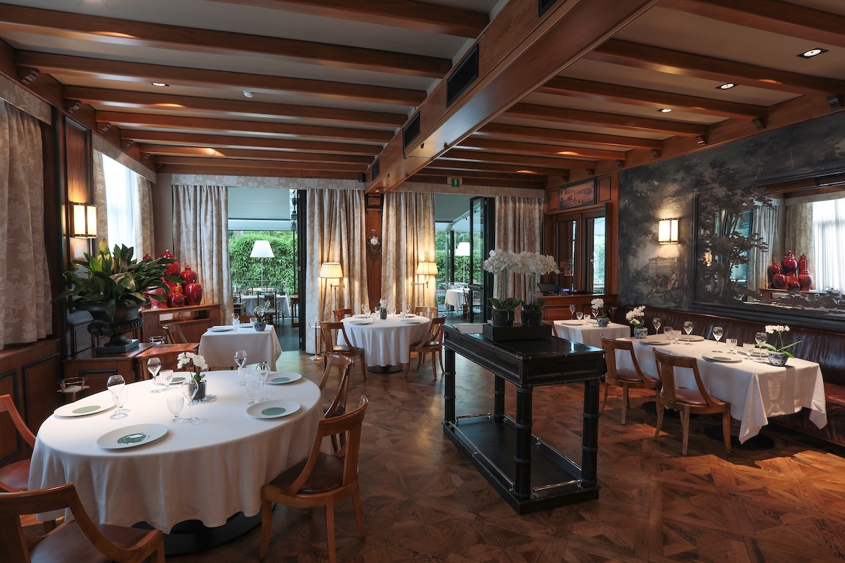 famous-restaurant-milano-derby-grill